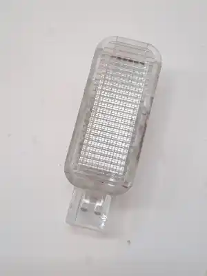 Peça sobressalente para automóvel em segunda mão luz interior por seat exeo berlina (3r2) 2.0 tdi referências oem iam 4b0947415a