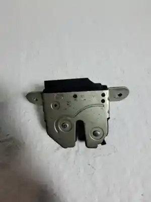 Автозапчастина б/у ЗАМОК БАГАЖНИКА / ВОРОТ для OPEL CORSA D (S07)  Посилання на OEM IAM 55701971  