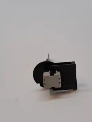 Peça sobressalente para automóvel em segunda mão sensor por seat exeo berlina (3r2) 2.0 tdi referências oem iam 4b0820539  