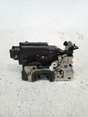 Second-hand car spare part Front Right Door Lock for DACIA DOKKER EXPRESS 1.6 16V 110 OEM IAM references 805025952R  