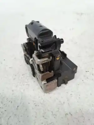 Second-hand car spare part front right door lock for dacia dokker express 1.6 16v 110 oem iam references 805025952r  