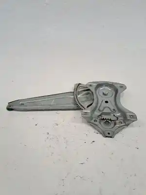 Peça sobressalente para automóvel em segunda mão elevador de vidros traseiro esquerdo por toyota auris (e18) toyota auris referências oem iam 6984002430