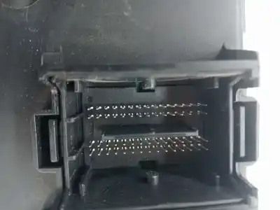 Second-hand car spare part fuse box unit for opel corsa c d-z13dt oem iam references 13308950  13350673