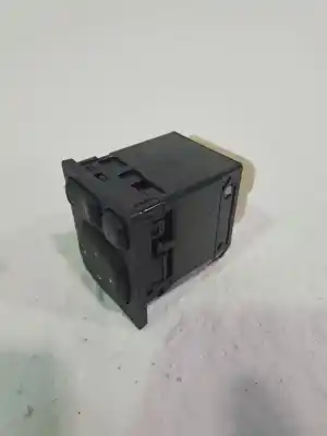 Pezzo di ricambio per auto di seconda mano controllo specchio per toyota auris (e18) toyota auris riferimenti oem iam 8487002101  