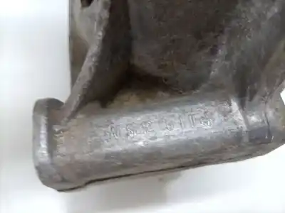 Second-hand car spare part right engine support for audi q5 (8rb) 2.0 tdi oem iam references 8r0199381b  