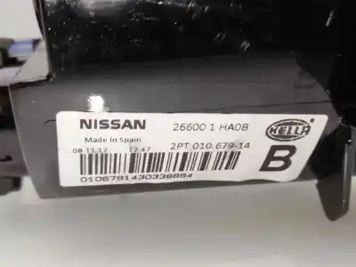 Second-hand car spare part right headlight for nissan note (e11, ne11) 1.4 oem iam references 266001ha0b  