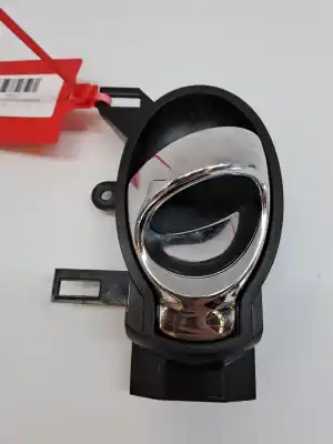 Pièce détachée automobile d'occasion POIGNÉE INTÉRIEURE ARRIÈRE DROITE pour NISSAN JUKE (F15)  Références OEM IAM 80670BA61A  