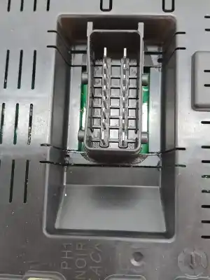 Peça sobressalente para automóvel em segunda mão caixa de fusíveis e relés por peugeot partner (s2) 9hx referências oem iam 6580zy  