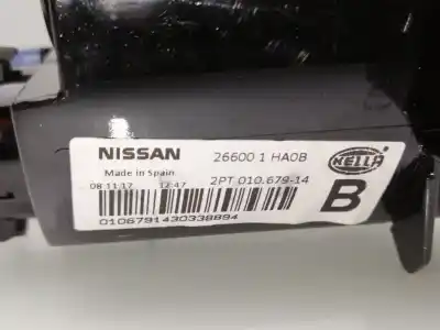 Second-hand car spare part right headlight for nissan note (e11, ne11) 1.4 oem iam references 266001ha0b  