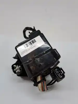 Peça sobressalente para automóvel em segunda mão Caixa De Fusíveis E Relés por MAZDA 2 (DY) 1.4 CD Referências OEM IAM DD1066760  