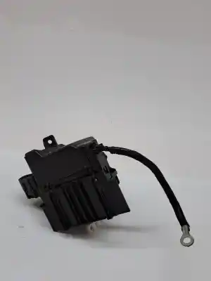 Peça sobressalente para automóvel em segunda mão caixa de fusíveis e relés por mazda 2 (dy) 1.4 cd referências oem iam dd1066760  
