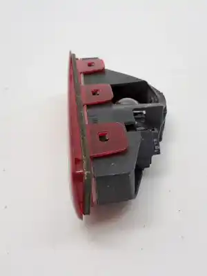 Second-hand car spare part central brake light for dacia dokker * oem iam references 8200690117  