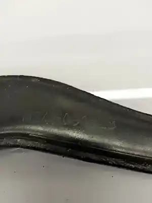 Peça sobressalente para automóvel em segunda mão suporte do braço de suspensão traseira direita por omoda c5  referências oem iam 202002542aa  