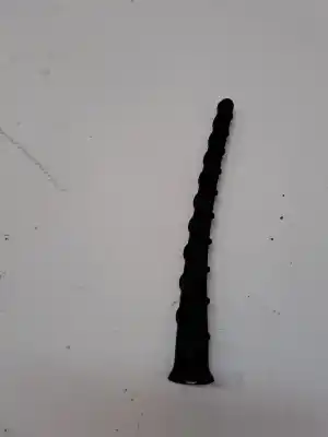 Pezzo di ricambio per auto di seconda mano antenna per kia ceed (cd) g3lc riferimenti oem iam 96215a2000