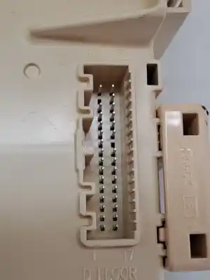 Pezzo di ricambio per auto di seconda mano scatola relè/fusibili per kia ceed (cd) g3lc riferimenti oem iam 91950a2130  