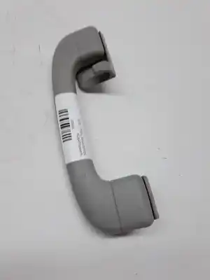 Автозапчасти б/у внутри передней правой ручки за SSANGYONG TIVOLI Ssangyong tivoli ссылки OEM IAM 7761034000LBH  