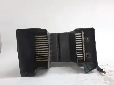 Автозапчасти б/у интеркулер за KIA CEED (CD) G3LC ссылки OEM IAM 2827004500  