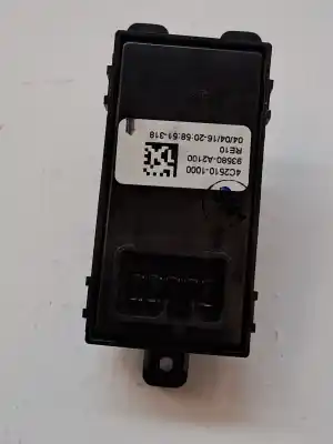 Second-hand car spare part right front power window switch for kia ceed (cd) g3lc oem iam references 93580a2100wk  