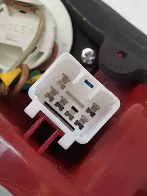 Peça sobressalente para automóvel em segunda mão farolim interior traseiro direito por kia ceed (cd) g3lc referências oem iam 92404a2200  