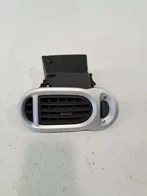 Автозапчасти б/у аэратор за renault modus/grand modus (f/jp0_) 100 ld gasolina 2004 5p ссылки oem iam 7701066557