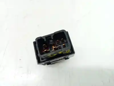 Pezzo di ricambio per auto di seconda mano comando alzacristalli posteriori destro per kia sorento * riferimenti oem iam 935803e3308y  