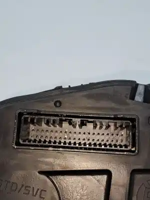 Peça sobressalente para automóvel em segunda mão quadrante por kia stonic (ybcuv) g3lf referências oem iam 94033h8230  