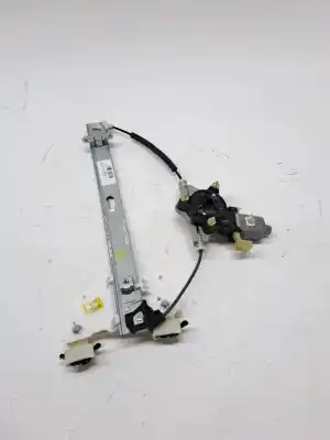 Tweedehands auto-onderdeel regelaar rechts achterruit: voor kia stonic (ybcuv) g3lf oem iam-referenties 83402h8100