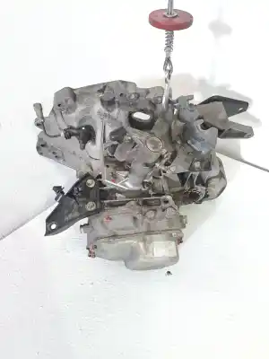 Peça sobressalente para automóvel em segunda mão caixa de velocidades por suzuki swift iii (mz, ez) gasolina 2007 5p referências oem iam 2471184e01  