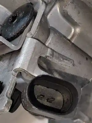 Pezzo di ricambio per auto di seconda mano depressore freni / pompa del vuoto per audi a4 avant (8e) awa riferimenti oem iam 06d145100d  