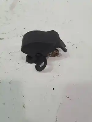 Second-hand car spare part trunk lock for renault kangoo kangoo oem iam references 8200031628  