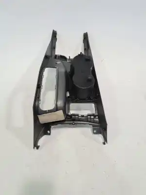 Pezzo di ricambio per auto di seconda mano plastica per ford c-max (ceu) titanium riferimenti oem iam 1794385  am51r046c22ad3am5