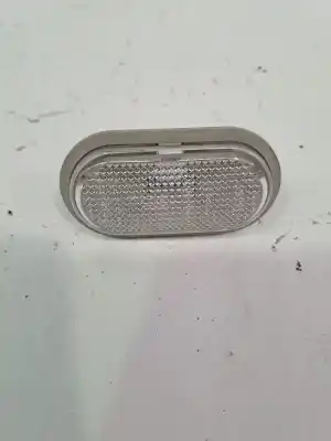 Peça sobressalente para automóvel em segunda mão farolim do lado esquerdo por renault kangoo kangoo referências oem iam 8200194580