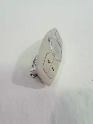 Peça sobressalente para automóvel em segunda mão luz interior por ford kuga (cbv) individual 4x4 referências oem iam 2053618  cj5a13k767gh3am1