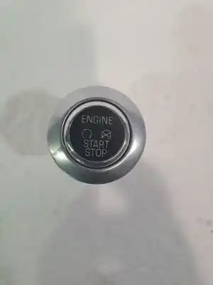 Pièce détachée automobile d'occasion poignée de porte avant droite pour ford kuga (cbv) individual 4x4 références oem iam 5110131