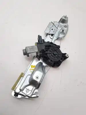 Pezzo di ricambio per auto di seconda mano ALZACRISTALLI POSTERIORE DESTRO per RENAULT MEGANE IV GRANDTOUR  Riferimenti OEM IAM 827209091R  