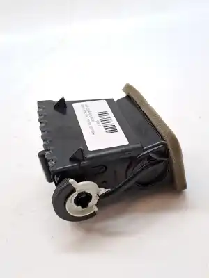 Автозапчастина б/у аератор для seat leon (5f1) clh посилання на oem iam 5f1819110d1qb   Автозапчастина б/у аератор для seat leon (5f1) clh посилання на oem iam 5f1819110d1qb