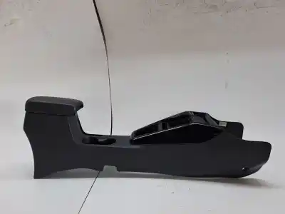 Peça sobressalente para automóvel em segunda mão  por KIA STONIC (YBCUV)  Referências OEM IAM 84611H8100WK  