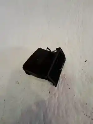 Second-hand car spare part right side air vent for toyota corolla (e12) 3zz-fe oem iam references 5565002020b0  