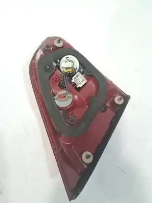 Peça sobressalente para automóvel em segunda mão farolim da mala traseiro direito por kia ceed ceed drive referências oem iam 92404a2200  