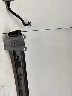 Pezzo di ricambio per auto di seconda mano rinforzo paraurti posteriore per volvo c30 (533) 2.0 d riferimenti oem iam 31217704