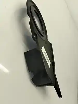 Pezzo di ricambio per auto di seconda mano copertura distribuzione per skoda rapid (nh) škoda rapid riferimenti oem iam 3l109147c  