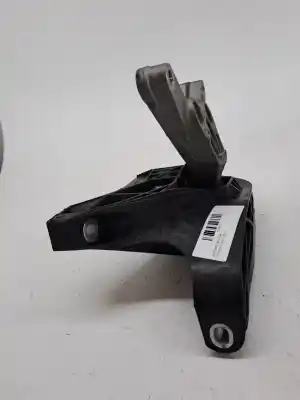 Second-hand car spare part engine support for peugeot 308 120 cv / 88 kw oem iam references 9809162280  