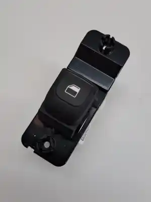 Автозапчасти б/у управление задними правыми стеклами за kia stonic (ybcuv) g3lf ссылки oem iam 4d65251000