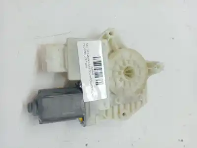 Peça sobressalente para automóvel em segunda mão motor elevador vidro dianteiro direito por peugeot 308 120 cv / 88 kw referências oem iam 9816273080