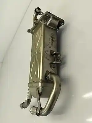 Pezzo di ricambio per auto di seconda mano raffreddatore egr per skoda rapid (nh) škoda rapid riferimenti oem iam 03l131512dp  