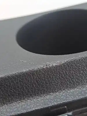 Pezzo di ricambio per auto di seconda mano bracciolo centrale per hyundai i20 (bc3) g4lf riferimenti oem iam 84611q0000nnb   Pezzo di ricambio per auto di seconda mano bracciolo centrale per hyundai i20 (bc3) g4lf riferimenti oem iam 84611q0000nnb