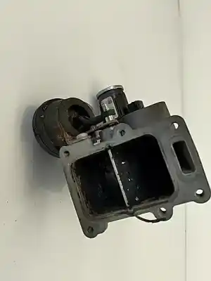 Pezzo di ricambio per auto di seconda mano valvola egr per skoda rapid (nh) škoda rapid riferimenti oem iam 280751016   Pezzo di ricambio per auto di seconda mano valvola egr per skoda rapid (nh) škoda rapid riferimenti oem iam 280751016