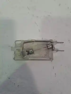 Автозапчастина б/у внутрішне світло для opel corsa d (s07) 1.7 cdti (l08 l68) посилання на oem iam 90306633  