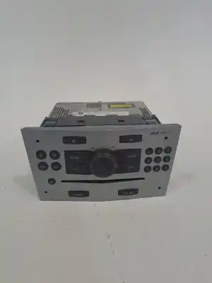 Peça sobressalente para automóvel em segunda mão SISTEMA DE ÁUDIO / RÁDIO CD por OPEL CORSA D (S07)  Referências OEM IAM 13254184  