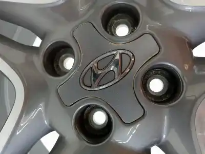 Peça sobressalente para automóvel em segunda mão jante por hyundai i20 active link referências oem iam 52910c8700  